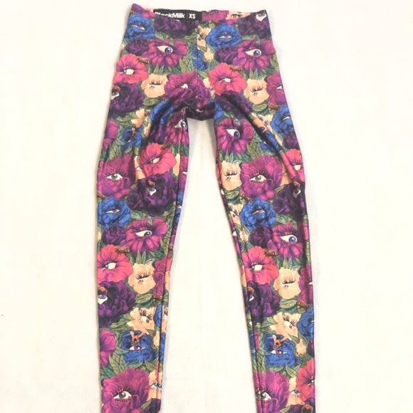 Blackmilk PEEKING PEONIES LEGGINGS - Picture 6 of 9
